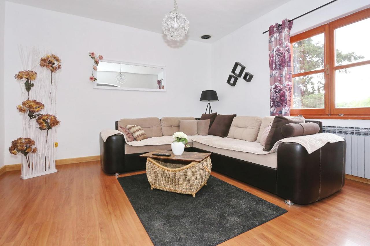 Apartment Fraj With Jacuzzi Zadar